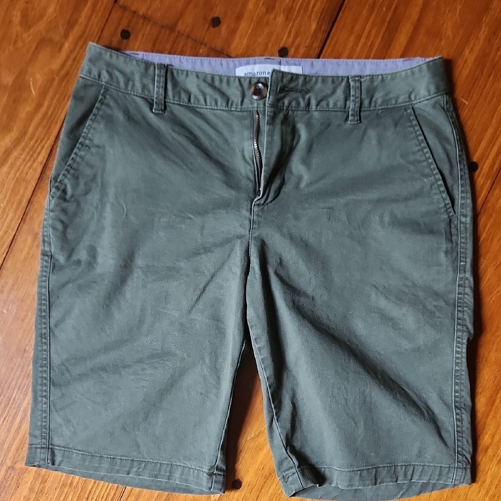 Amazon Essentials Green Flat Front Shorts